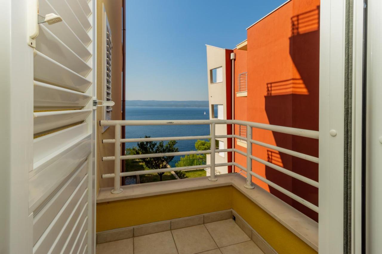 Luxury Apartments Villa Ruzmarina With New Heated Infinity Pool And Lounge Area Marusici  Buitenkant foto