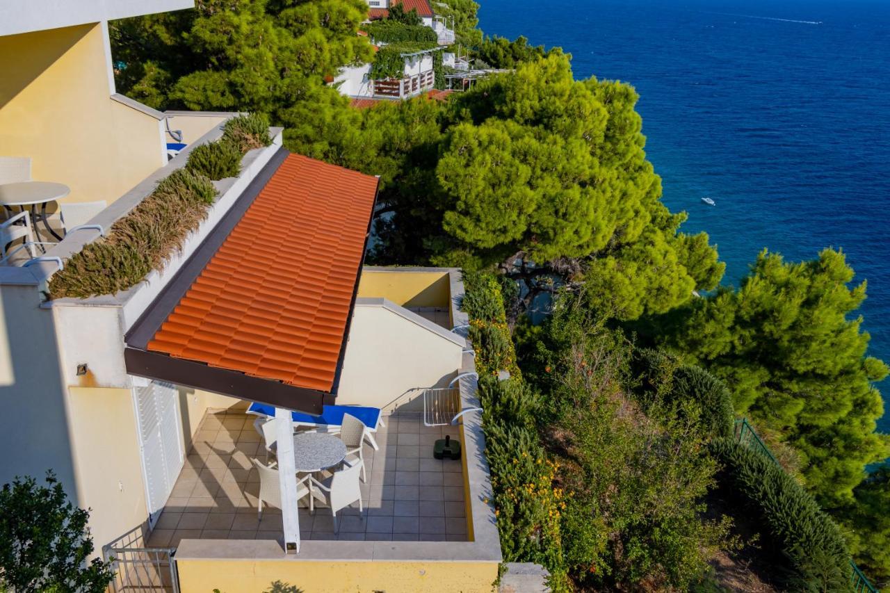 Luxury Apartments Villa Ruzmarina With New Heated Infinity Pool And Lounge Area Marusici  Buitenkant foto