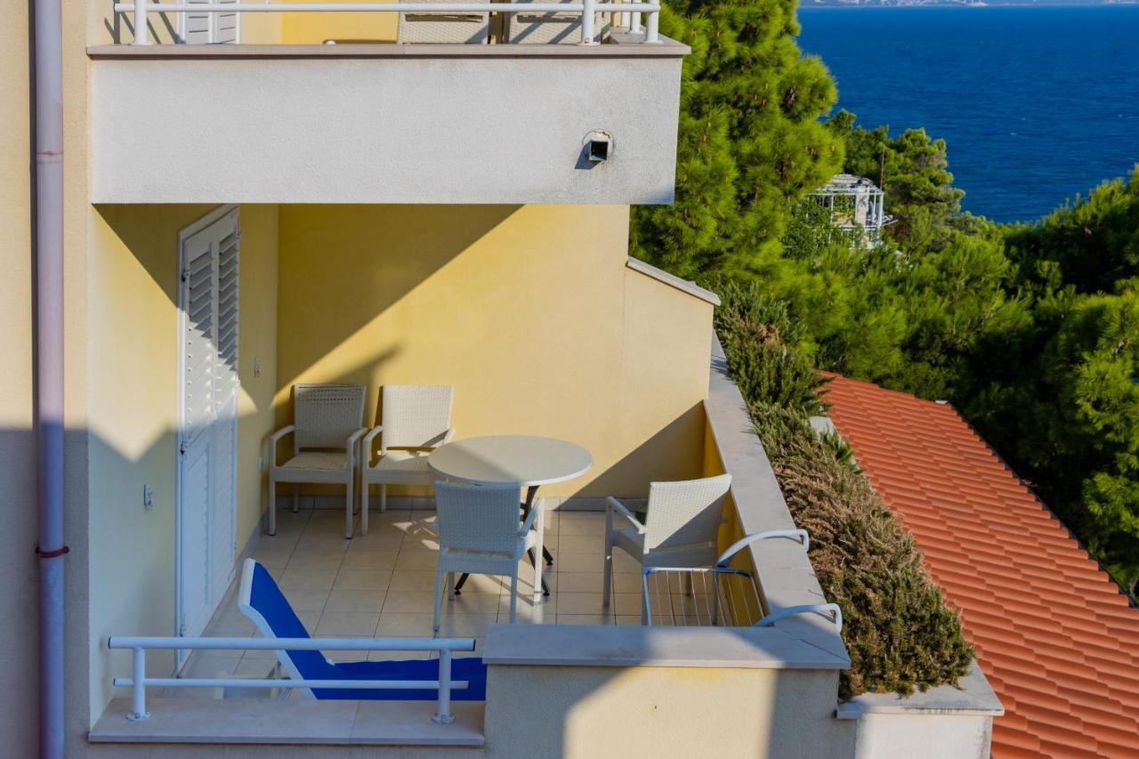Luxury Apartments Villa Ruzmarina With New Heated Infinity Pool And Lounge Area Marusici  Buitenkant foto