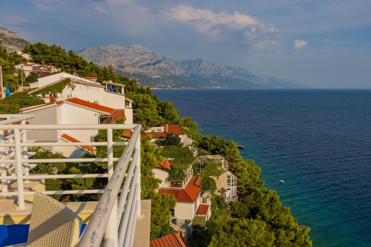Luxury Apartments Villa Ruzmarina With New Heated Infinity Pool And Lounge Area Marusici  Buitenkant foto