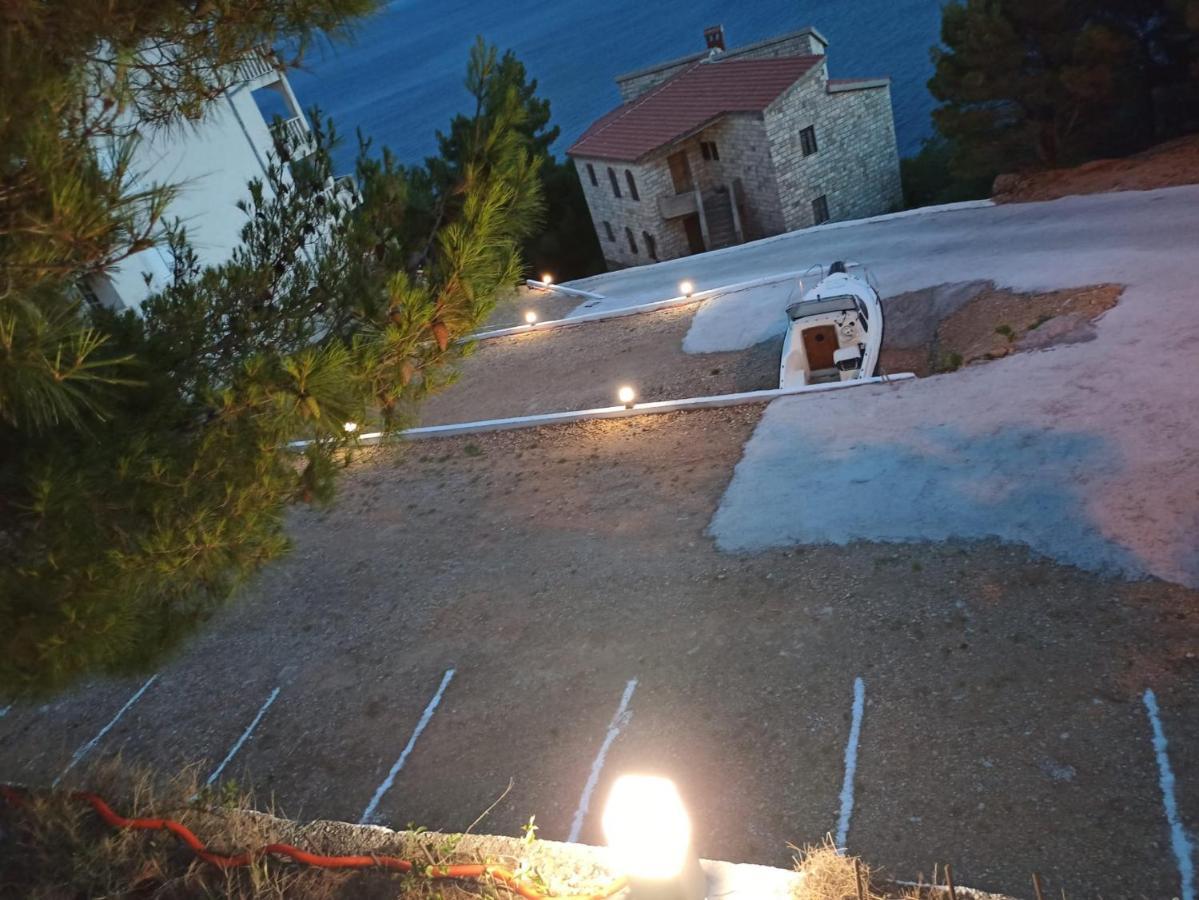 Luxury Apartments Villa Ruzmarina With New Heated Infinity Pool And Lounge Area Marusici  Buitenkant foto