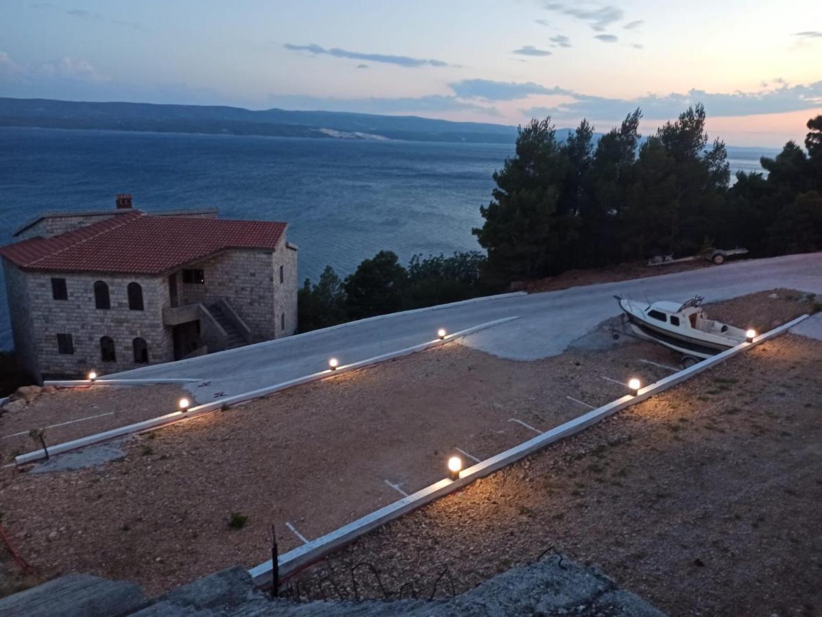 Luxury Apartments Villa Ruzmarina With New Heated Infinity Pool And Lounge Area Marusici  Buitenkant foto