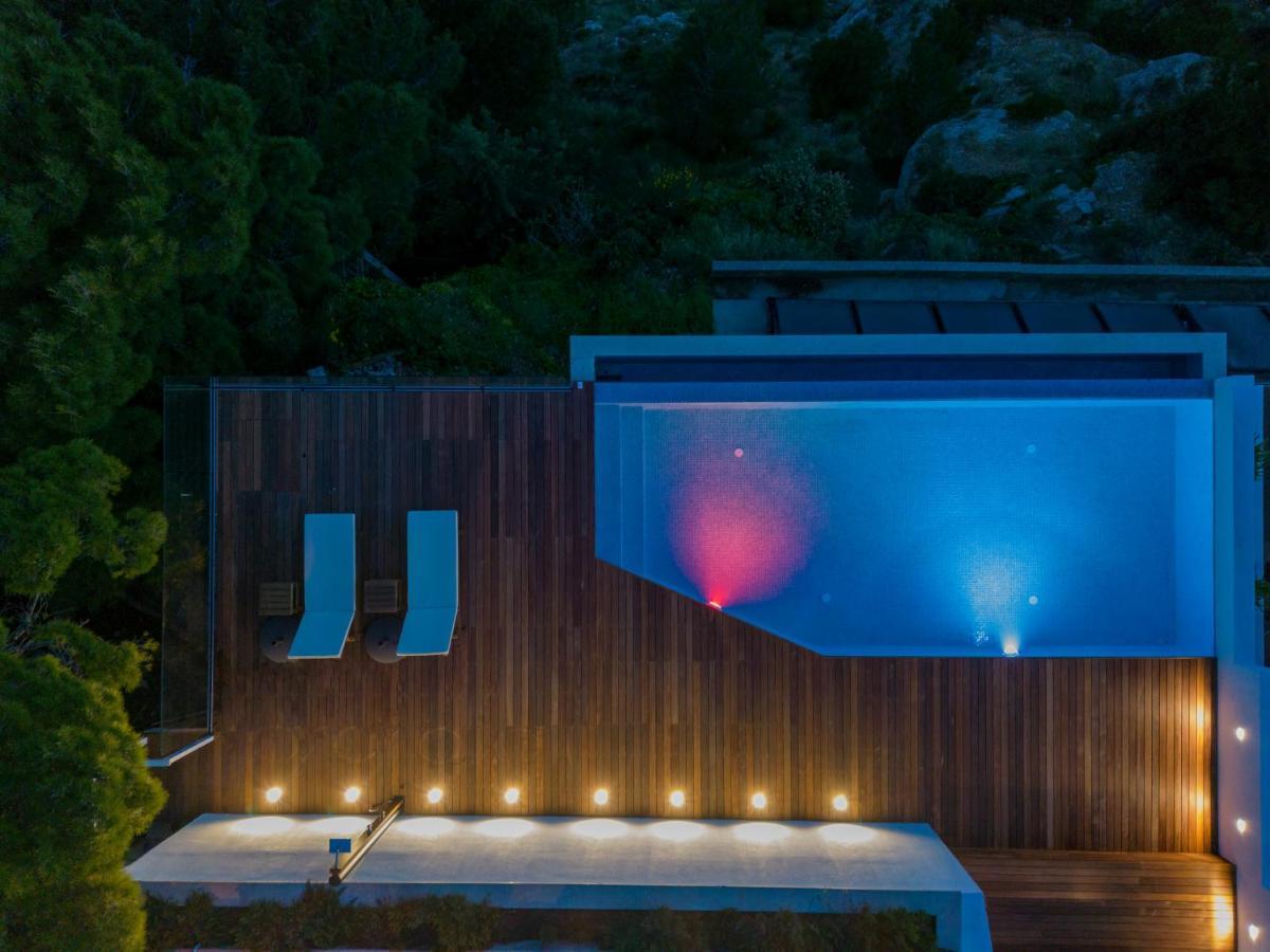 Luxury Apartments Villa Ruzmarina With New Heated Infinity Pool And Lounge Area Marusici  Buitenkant foto