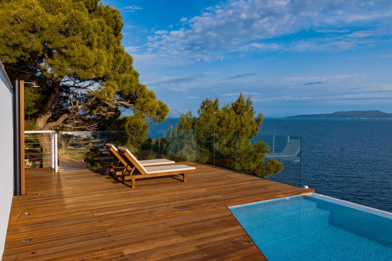 Luxury Apartments Villa Ruzmarina With New Heated Infinity Pool And Lounge Area Marusici  Buitenkant foto