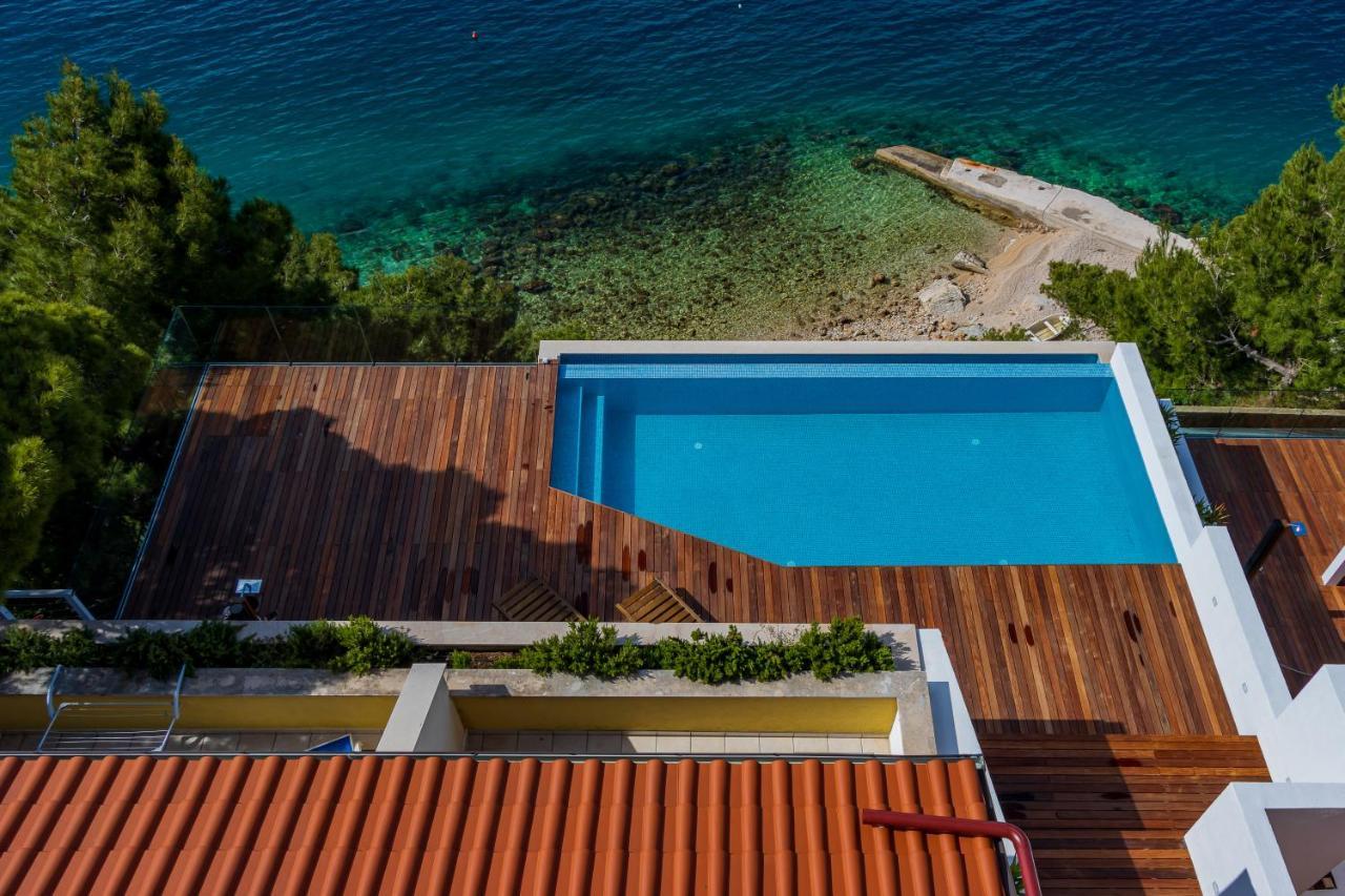 Luxury Apartments Villa Ruzmarina With New Heated Infinity Pool And Lounge Area Marusici  Buitenkant foto