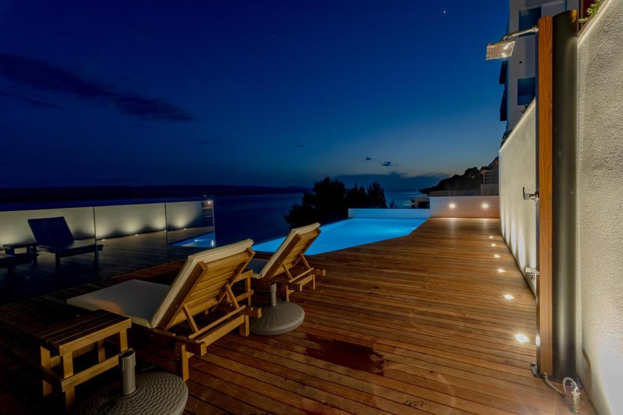 Luxury Apartments Villa Ruzmarina With New Heated Infinity Pool And Lounge Area Marusici  Buitenkant foto