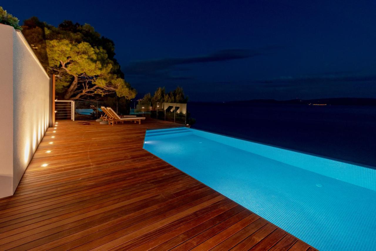 Luxury Apartments Villa Ruzmarina With New Heated Infinity Pool And Lounge Area Marusici  Buitenkant foto