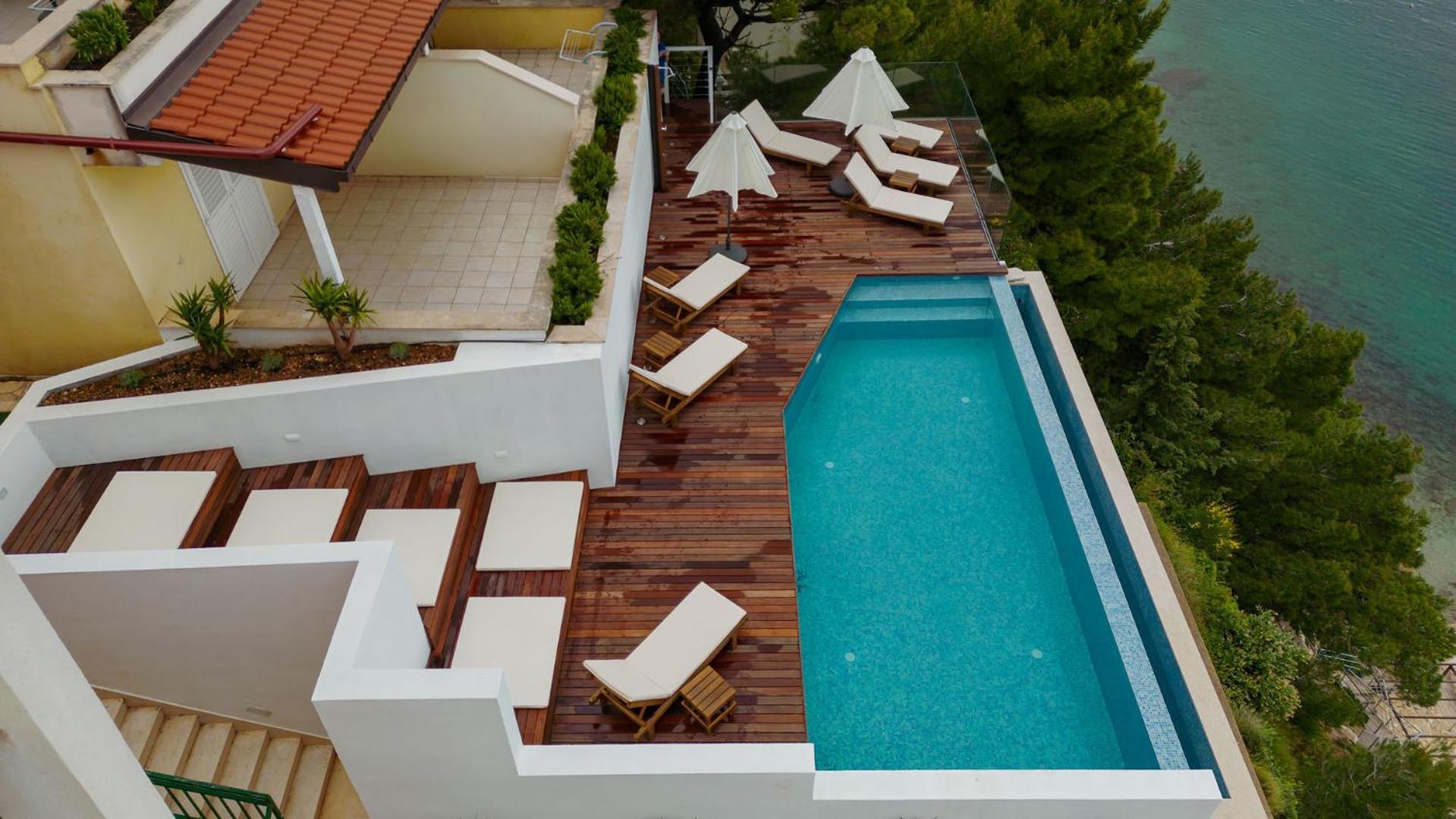 Luxury Apartments Villa Ruzmarina With New Heated Infinity Pool And Lounge Area Marusici  Buitenkant foto