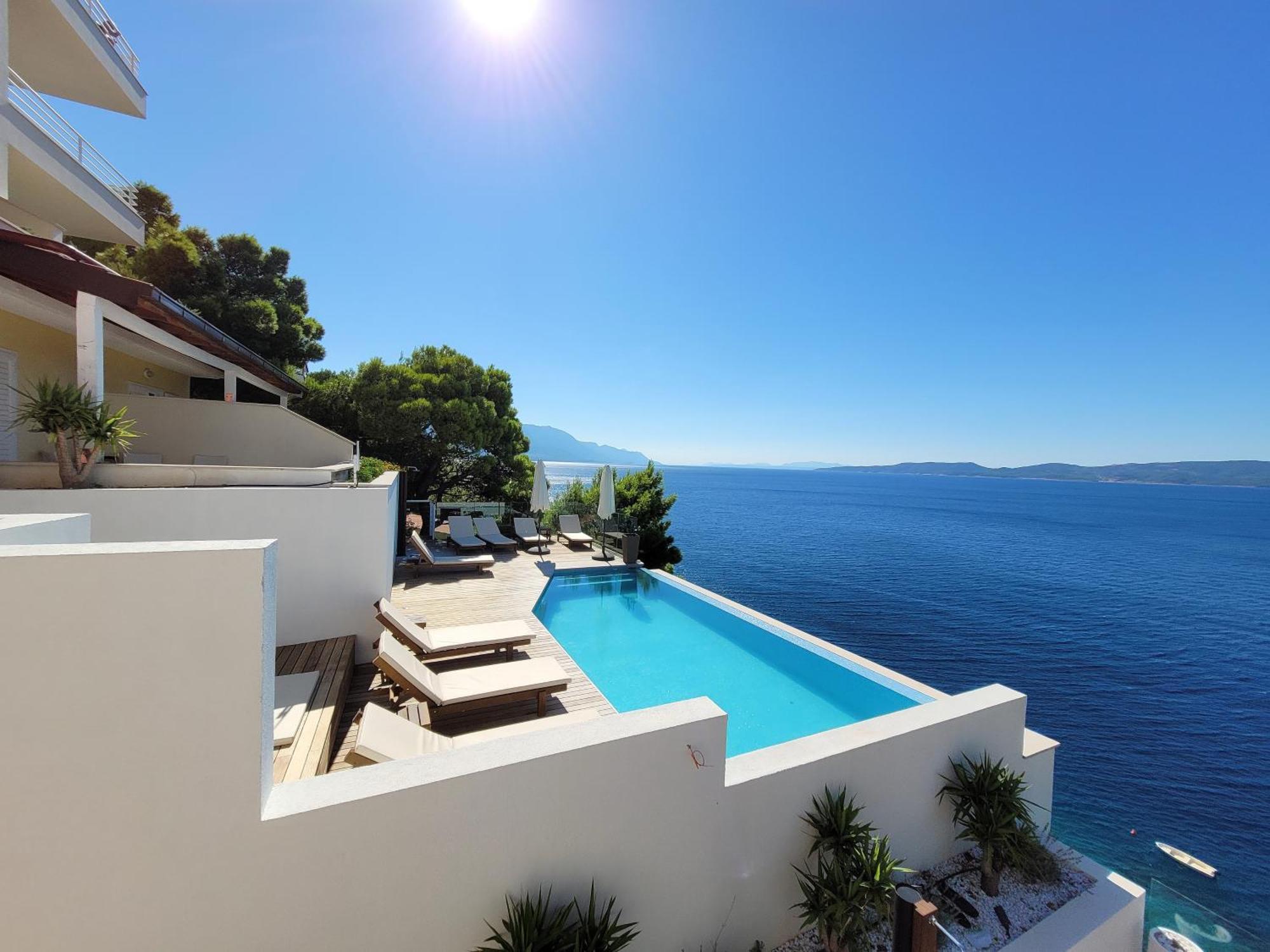 Luxury Apartments Villa Ruzmarina With New Heated Infinity Pool And Lounge Area Marusici  Buitenkant foto